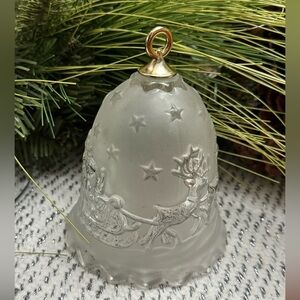 Mikasa Holiday Bell Frosted Santa in Sleigh with Reindeer 5" Tall 4" Wide